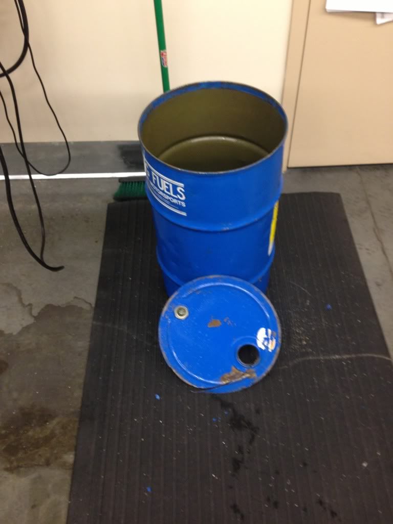 DIY Tire Mounting Stand by RojoRacing